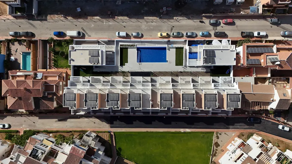 Residencial Alborán — vista aérea de la promoción en Santa Rosa, Torrox-Costa